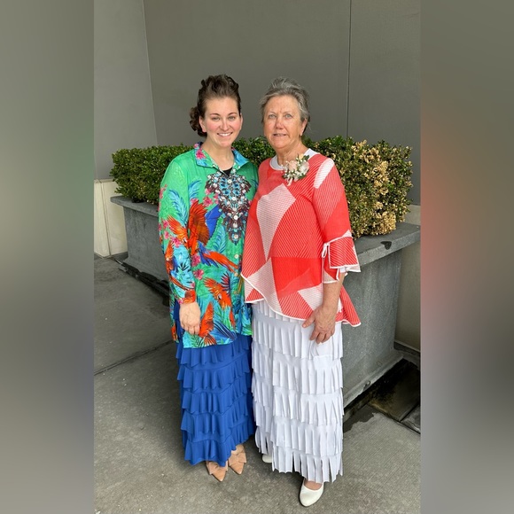 Tropical John Mark Blouse - Picture 5 of 6